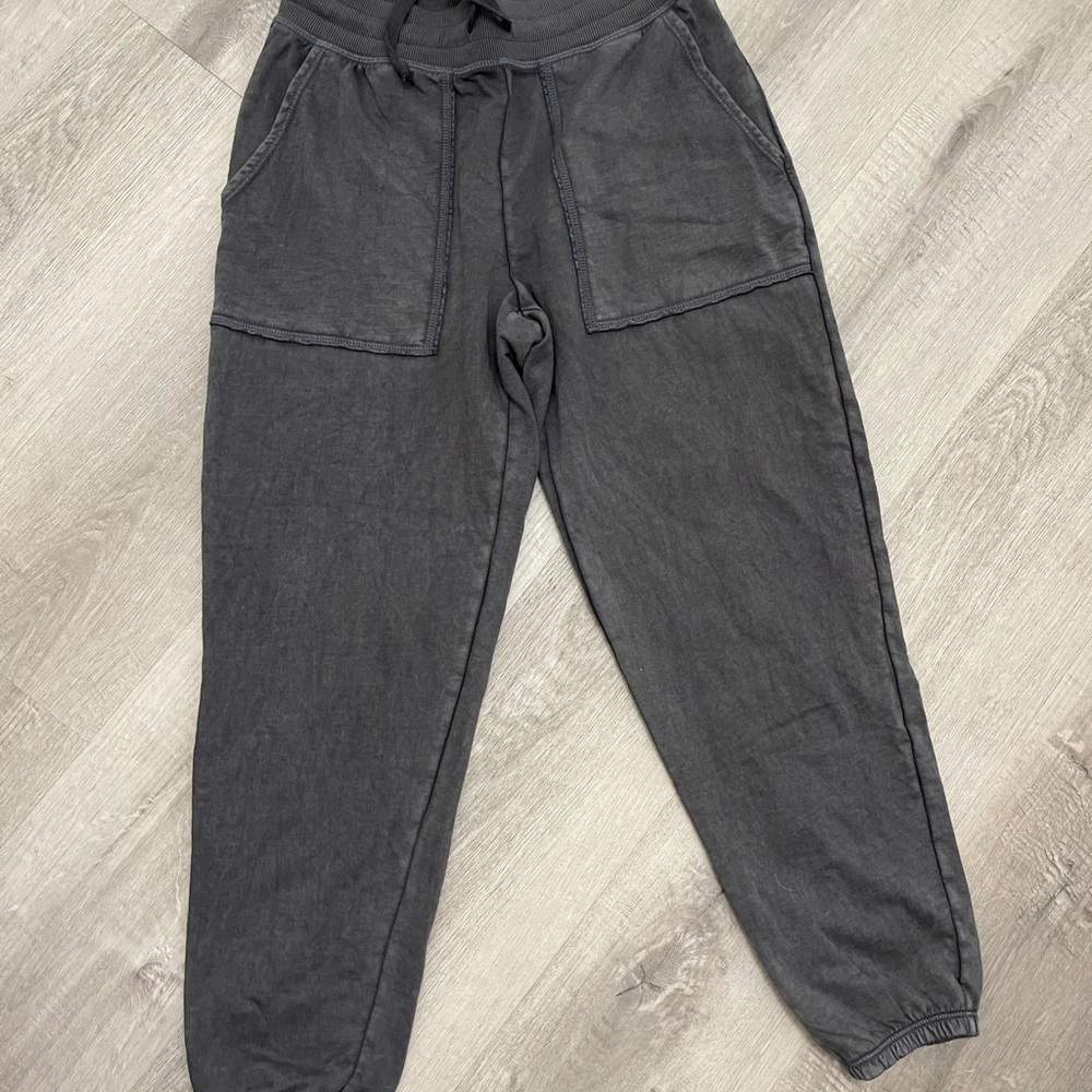 Aerie Charcoal Gray Jogger Pants